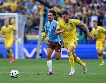 Bélgica empató 0-0 con Ucrania y avanzó a octavos de final