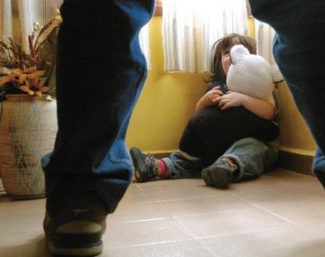 Difunden audios de abusadores de niñas: cómo cuidar los derechos de los chicos