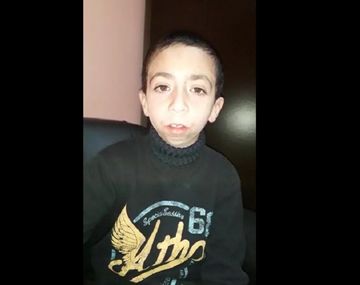 Un nene perdió el celular con fotos de su mamá fallecida y ofrece sus ahorros como recompensa