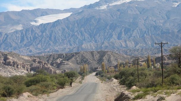 La nena pasó la noche en una cueva