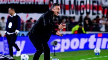 Gallardo levantó la voz tras la derrota: El gol de diferencia nos mantiene en la pelea