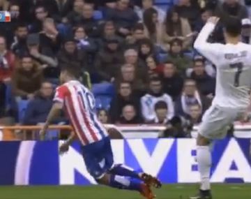 Cobarde: mirá la insólita agresión de Cristiano Ronaldo a un rival