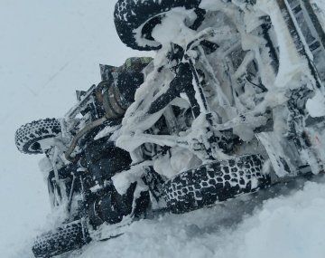 Volcó un camión de Gendarmería en Alta Montaña: un efectivo herido