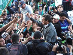 Con el respaldo de sindicatos y dirigentes, Massa anunció el fin de Ganancias para trabajadores: El salario es remuneración