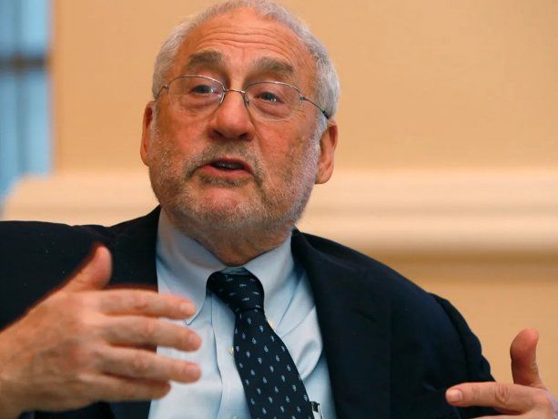 Joseph Stiglitz destacó que el FMI no le haya pedido un ajuste a Argentina