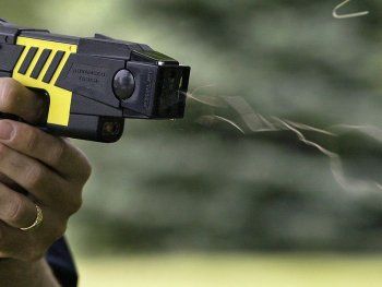 La Ciudad anunció cuándo la policía porteña empezará a usar las Taser
