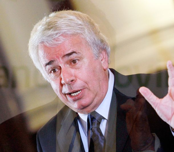 De la Sota confirmó el acuerdo con la Policía y ordenó perseguir a los saqueadores