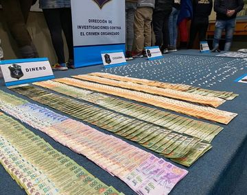 Trece personas quedaron detenidas producto de varios allanamientos. 