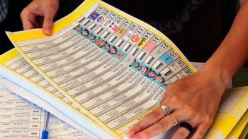 Este año se votará con Boleta Única de Papel.