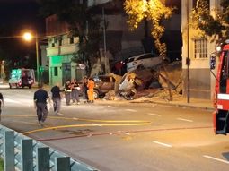 Derrumbe en concesionaria