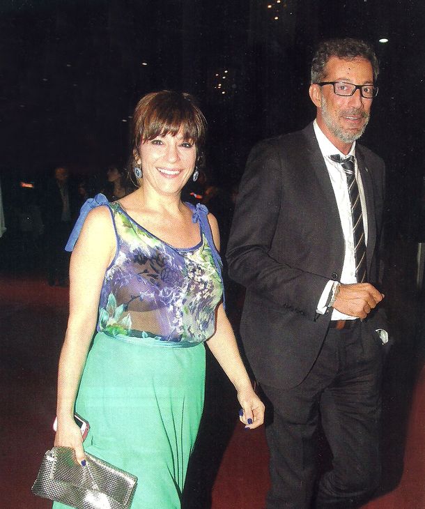 Carolina Papaleo se mostró con su nuevo novio político