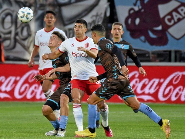 Fútbol libre por celular: cómo ver en vivo Platense y Estudiantes de La Plata