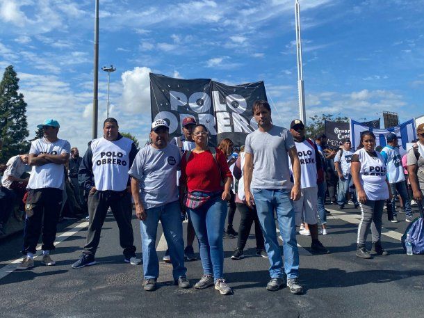 Piqueteros de izquierda sitian la Ciudad y hacen más de 100 cortes en todo el país