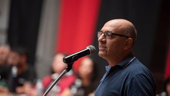 Dirigentes del gobierno mostrarron su descontento por la marcha convocada por el PIT-CNT para este 13 de noviembre. Dirigentes del gobierno mostrarron su descontento por la marcha convocada por el PIT-CNT para este 13 de noviembre.