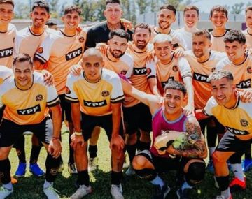 El equipo de Mauro Zárate y Brian Fernández se consagró campeón de la Copa Potrero