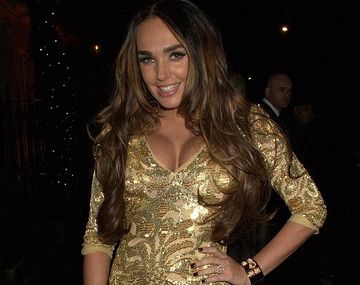 Ella recibió el año con un escote de oro