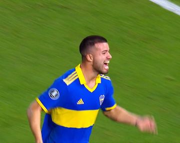 El espectacular golazo de Weigandt que le está dando la clasificación a Boca