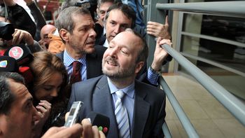 tenemos 120 dias para analizar el plan de clarin tenemos 120 dias para analizar el plan de clarin