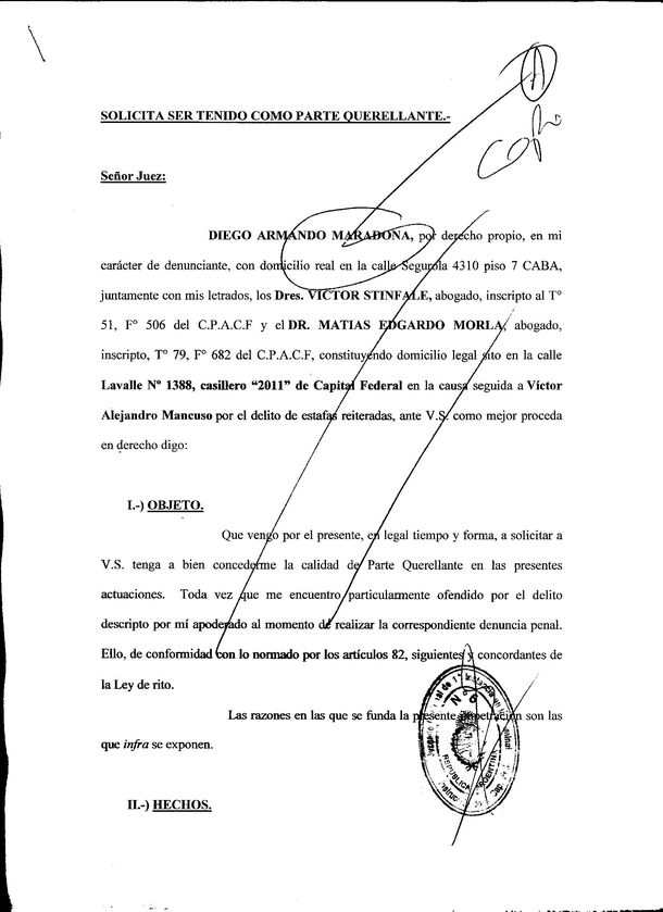 Maradona contra todos: antes de irse entabló juicios y demandas