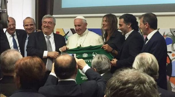 El papa Francisco le agradeció a Caniggia su gol a Brasil en Italia 90