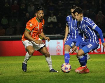 Banfield venció a Godoy Cruz en el sur y respira en la tabla anual