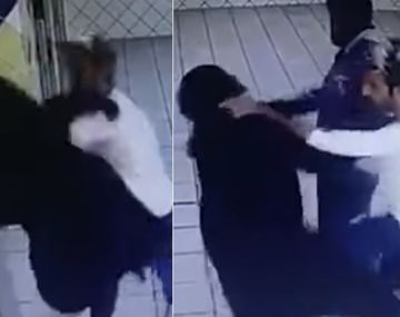 No le gustó la comida y se peleó con el cocinero