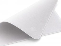 Carísimo: Apple vende una gamuza para limpiar sus productos a 25 dólares