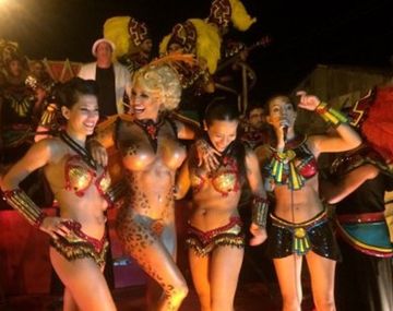 Vicky Xipolitakis en el carnaval de Gualeguaychú