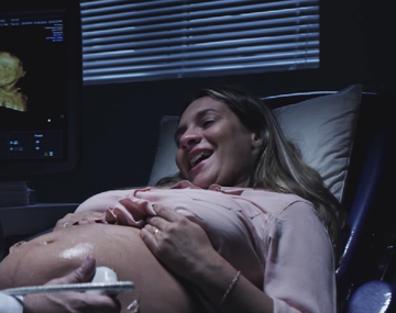 Una madre ciega ve a su hijo por primera vez