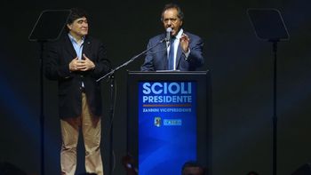 scioli, el primer candidato en hablar: convoco a indecisos e independientes scioli, el primer candidato en hablar: convoco a indecisos e independientes