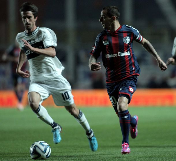 Gimnasia sorprendió a un tibio San Lorenzo y lo derrotó en el Nuevo Gasómetro