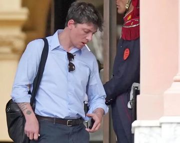 Macri apuntó contra Santiago Caputo por la fake news libertaria: Fraude digital