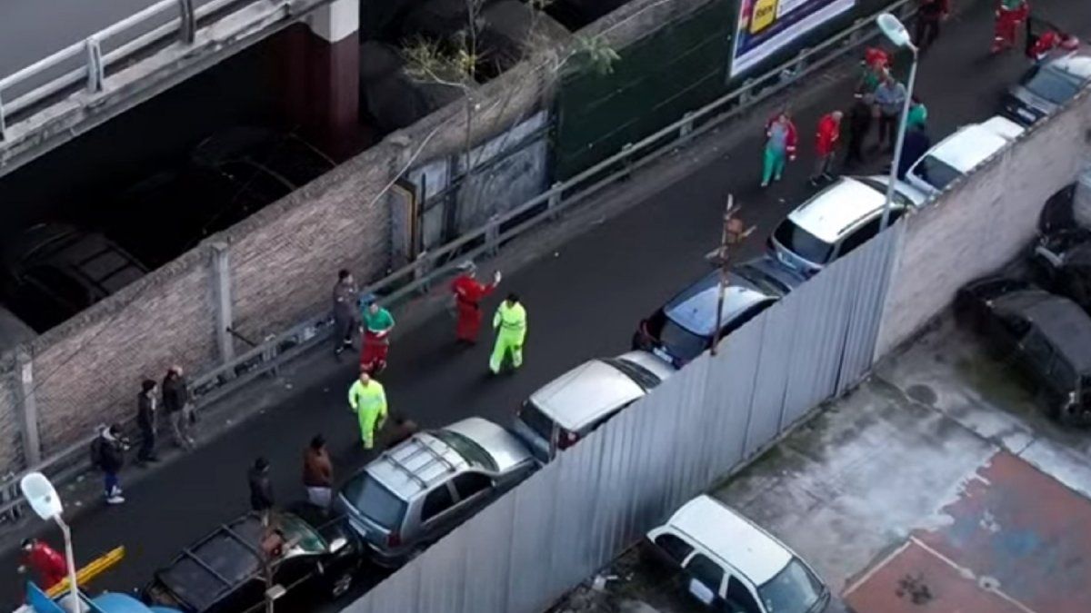 Autopista 25 de Mayo: choque en cadena de 9 autos y un camión