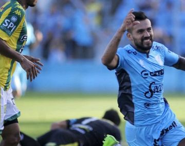 Figueroa le rompió el arco a Campodónico