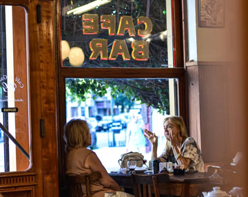 Los beneficios de tomar café con seres queridos.