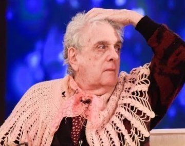 Antonio Gasalla, personificando a la abuela junto a Susana Giménez.