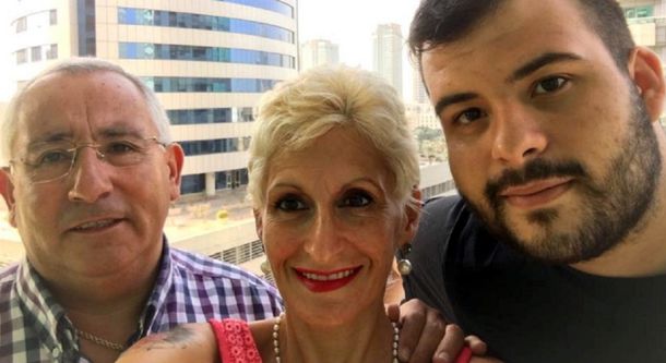  Vicente Maillo junto a su esposa y uno de sus hijastros