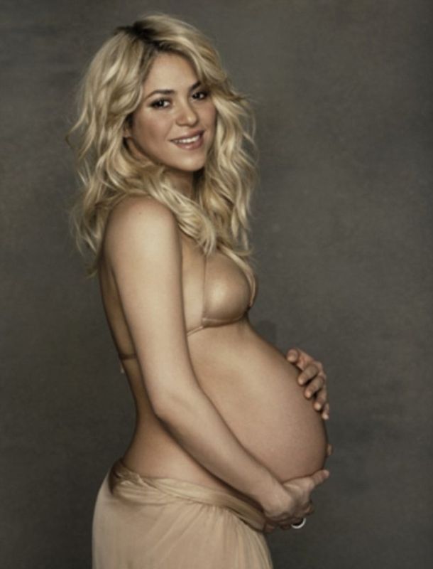 Shakira posó con su panza para Unicef