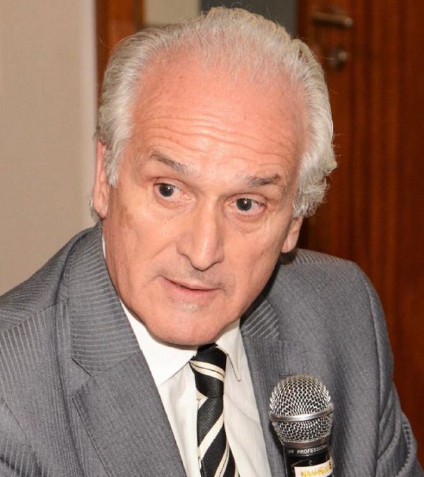 Carlos Cruz trabajó con Alfonsín