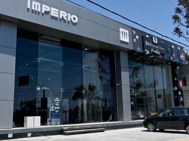 Ocurrió en el depósito de El Imperio del Cerámico, en La Plata Ocurrió en el depósito de El Imperio del Cerámico, en La Plata