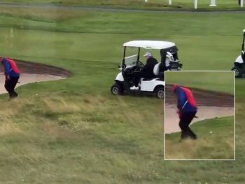 Aseguran que Trump hizo trampa en un partido de golf