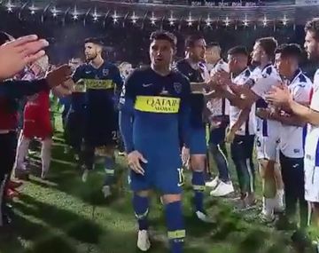 Otra más: el gesto de Mauro Zárate con sus rivales que generó indignación