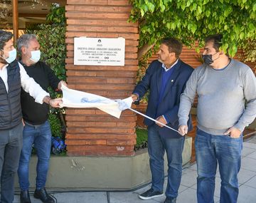 Homenaje a Diego Maradona: descubren una placa en la mítica esquina de Segurola y Habana