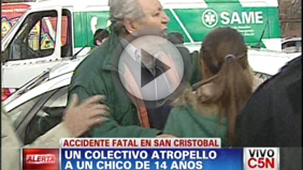 Colectivo atropella y mata a un joven de 14 años