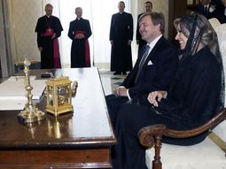 Reunión del Papa con los reyes de Holanda