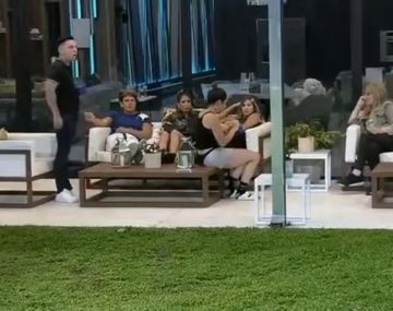 Gritaron Julieta cornuda desde afuera de la casa de Gran Hermano: así reaccionó ella