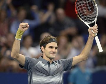 Federer superó a Gasquet y sigue con chances de clasificar