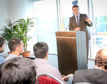 Massa pide ser querellante en la causa AMIA