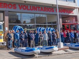 1win donó embarcaciones a bomberos voluntarios para asistir a municipios afectados por inundaciones