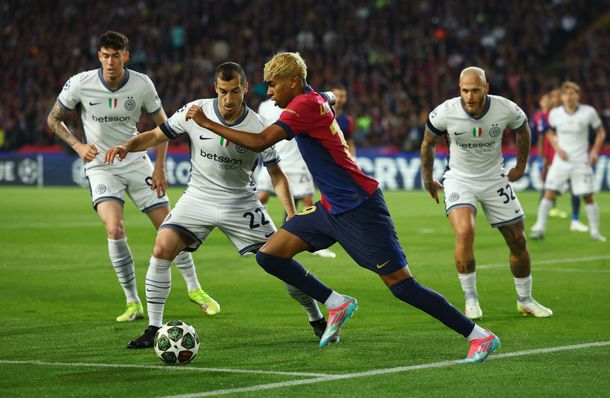 Barcelona e Inter empataron 3-3 en un vibrante duelo de semifinales de Champions League​